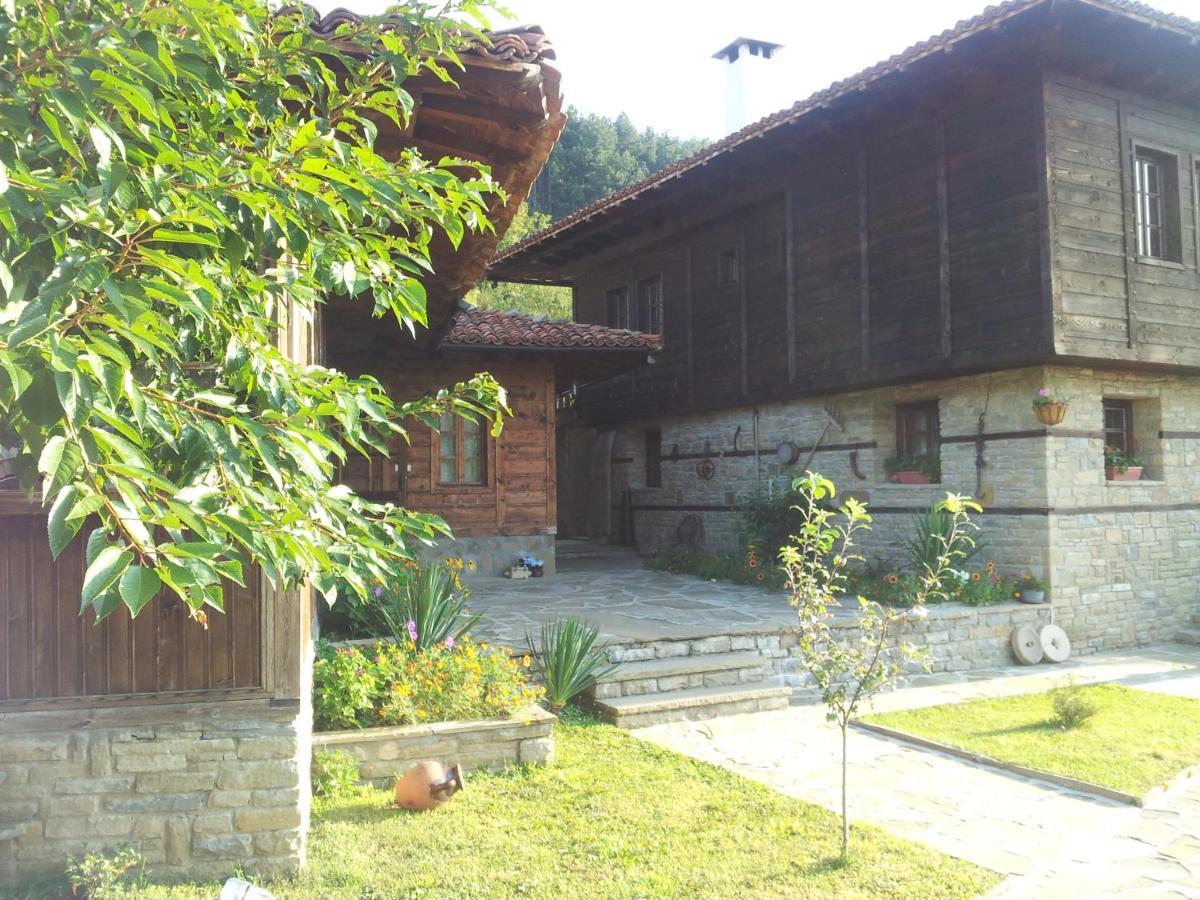 Кьща За Гости Свети Никола Hotel Zheravna Luaran gambar